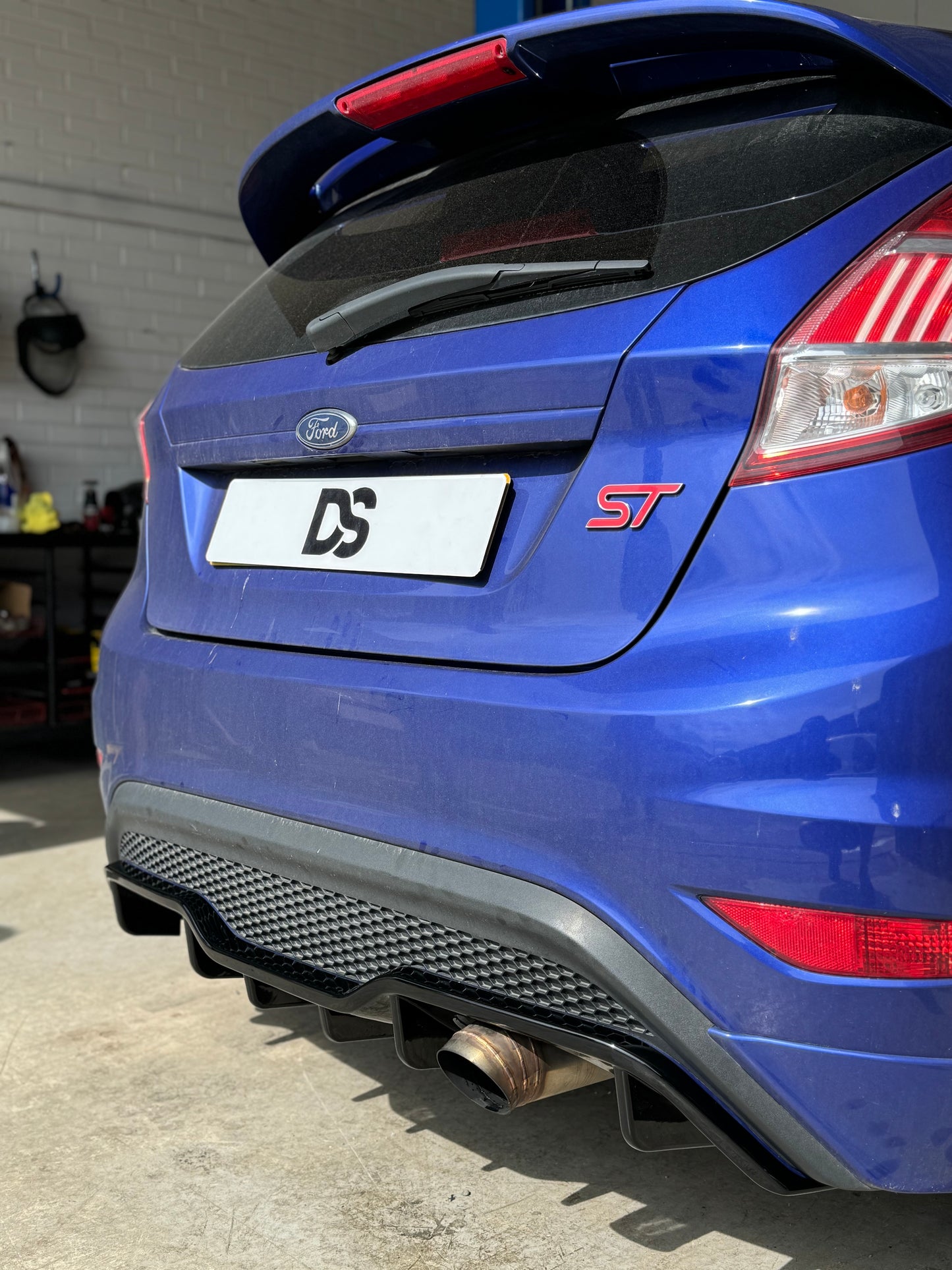 MK7 Ford Fiesta ST180/200 Rear Diffuser