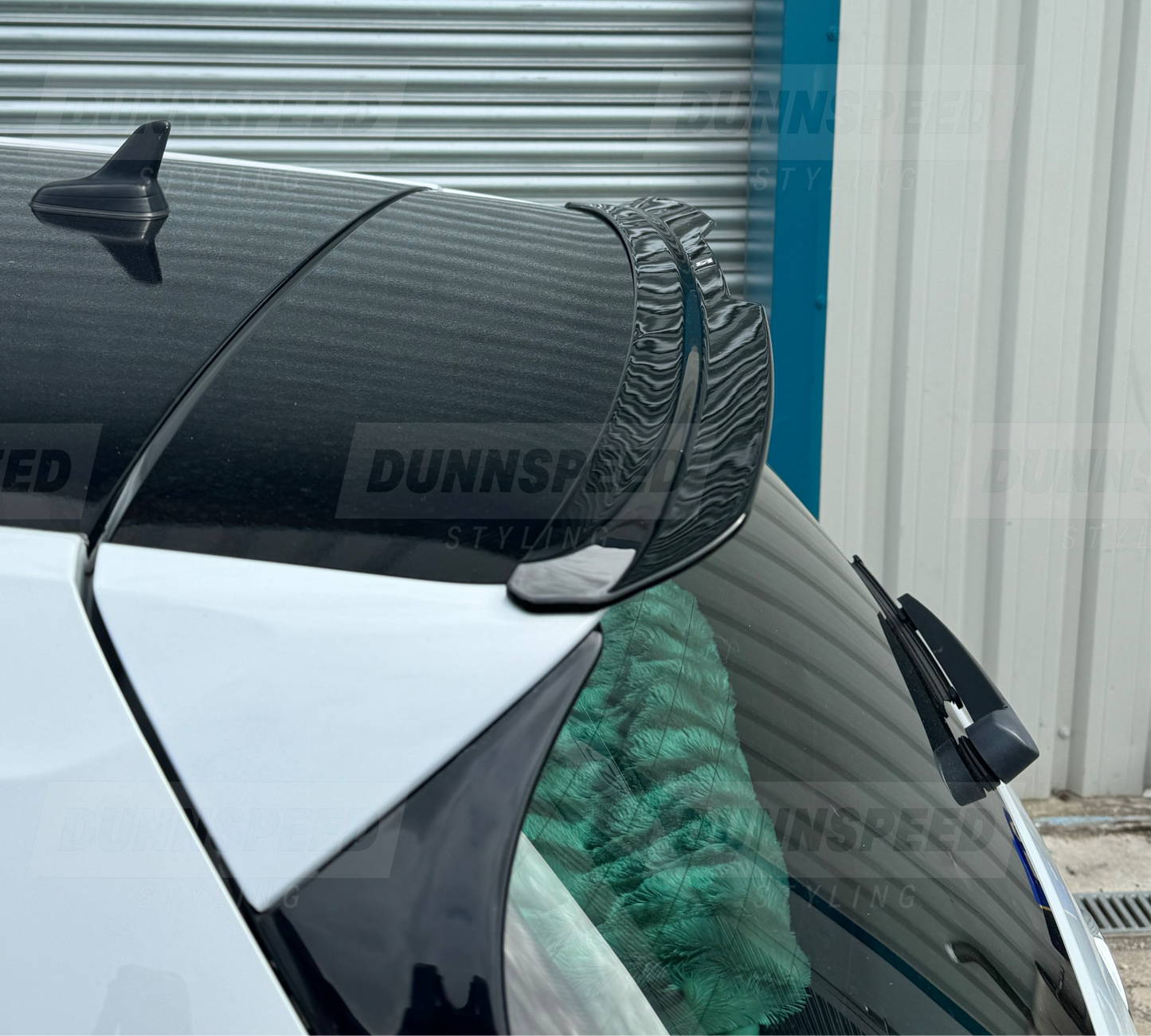 MK7/7.5 Volkswagen Golf GTI & Golf R Rear Spoiler Lip Extention